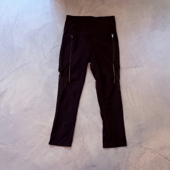 Lululemon Athletica Black Sheer Detail Leggings With Zip Pockets - 2 - Picture 1 of 6